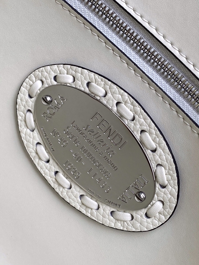 フェンディバッグ素材ディテール